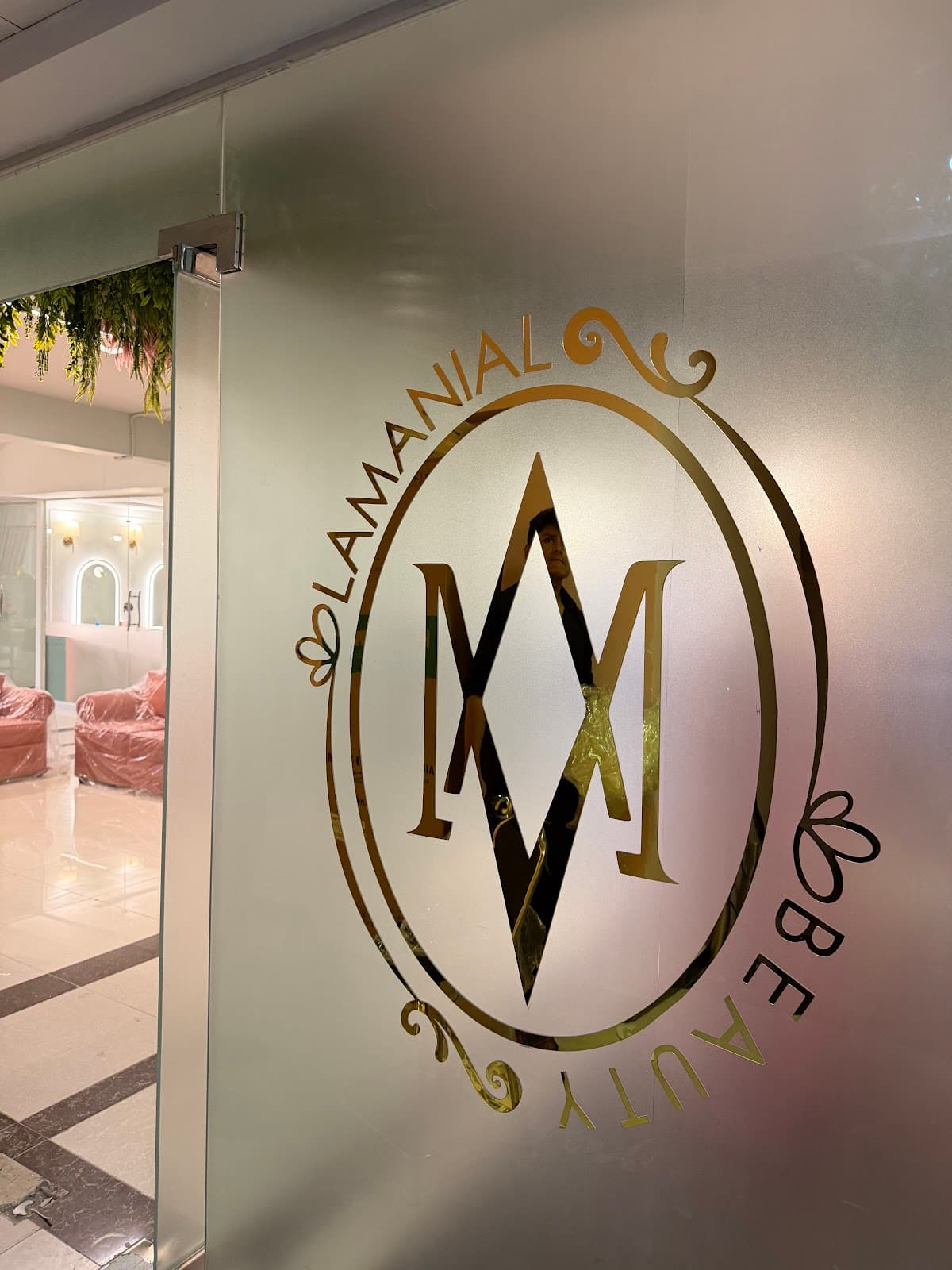 Inside LaManial Beauty Lounge